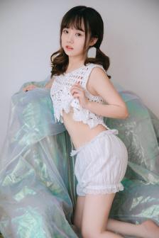 俄罗斯女人Z0ZOZO